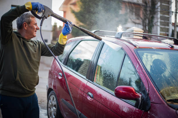 Best Pressure Washing Siding  in Cassopolis, MI